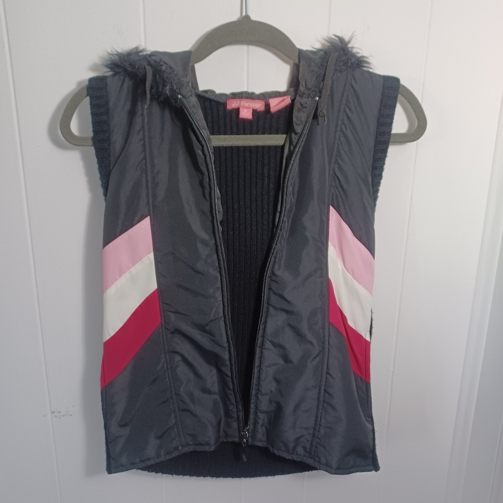 Y2K Winter Vest - Picture 7 of 8